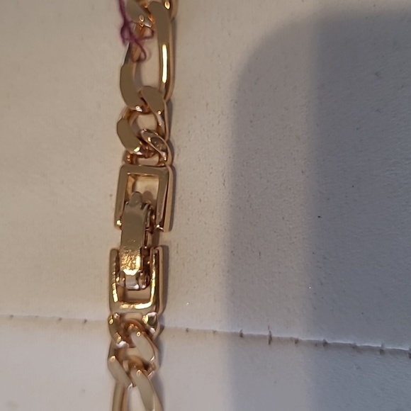 90s Monet long Figaro gold chain necklace total length 28 in - Picture 4 of 5